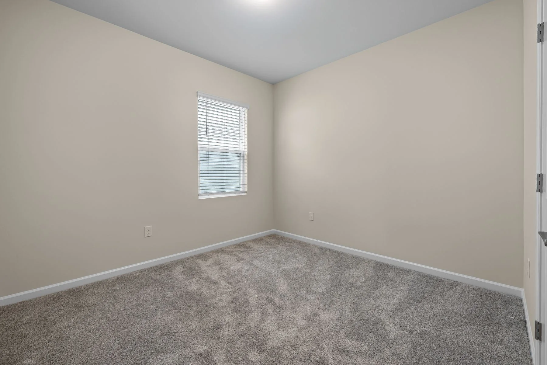 Bright apartment living room ready for a move.
